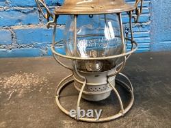 VINTAGE ADLAKE PENNSYLVANIA LINES RAILROAD LANTERN WithEMBOSSED PENN. LINES GLOBE