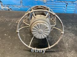 VINTAGE ADLAKE PENNSYLVANIA LINES RAILROAD LANTERN WithEMBOSSED PENN. LINES GLOBE