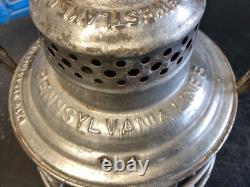 VINTAGE ADLAKE THE ADAMS PENNSYLVANIA LINES RAILROAD LANTERN WithETCHED GLOBE