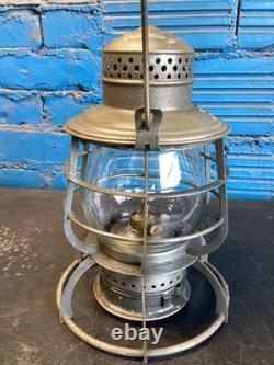 VINTAGE ARMSPEAR(S. Ry)SOUTHERN RAILWAY RAILROAD LANTERN WithEMB. SOUTHERN Ry GLOBE