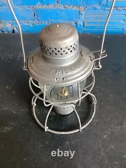 VINTAGE HANDLAN FRISCO RAILROAD BRANDED RR LANTERN WithETCHED SAFETY FIRST GLOBE