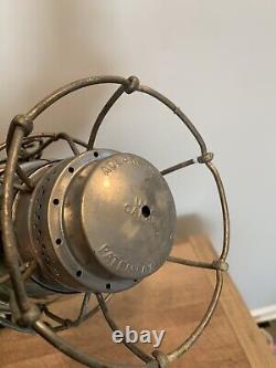 Vintage Adlake 300 Kero Sooline Railroad Lantern