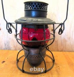 Vintage Adlake No 250 Kero Railroad Lantern N. P. RY Red Globe