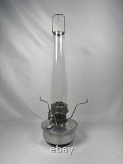 Vintage Aladdin Railroad Caboose Kerosene Lamp WithGlass Chimney