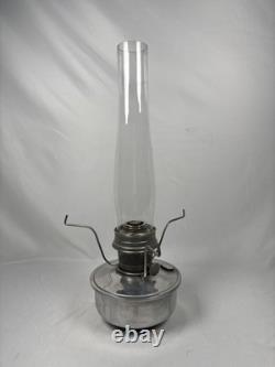 Vintage Aladdin Railroad Caboose Kerosene Lamp WithGlass Chimney
