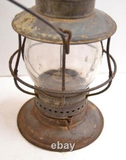 Vintage BURLINGTON ROUTE RAILROAD LANTERN EMOBSSED GLOBE Dietz Standard 39 FRAME