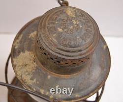 Vintage BURLINGTON ROUTE RAILROAD LANTERN EMOBSSED GLOBE Dietz Standard 39 FRAME