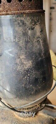 Vintage Beacon Barn Railroad Lantern MADE IN CANADA