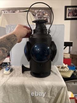 Vintage C. P. R 4 Way Railroad Signal Lantern Light Lamp. EXCELLENT CONDITION