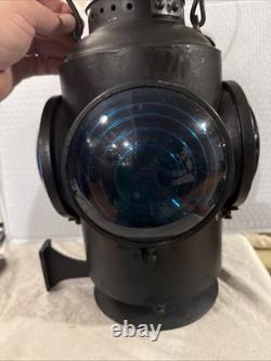Vintage C. P. R 4 Way Railroad Signal Lantern Light Lamp. EXCELLENT CONDITION