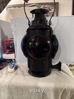 Vintage C. P. R 4 Way Railroad Signal Lantern Light Lamp. EXCELLENT CONDITION
