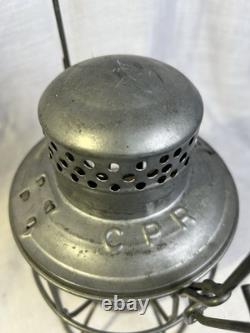 Vintage CPR Adlake 400 Hiram Piper Railroad Lantern Kero Lamp Clear Wood Handle