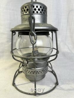 Vintage CPR Adlake 400 Hiram Piper Railroad Lantern Kero Lamp Clear Wood Handle