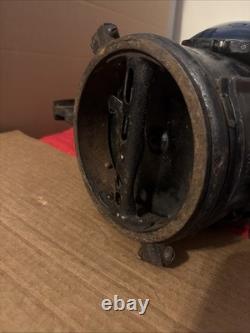 Vintage Canadian Pacific Railway Caboose Lamp Piper Montreal