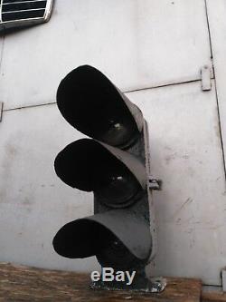 Vintage Cast Iron Dwarf Railroad Train Track Triple Light Signal Marker Traffic