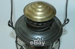 Vintage Cm&stp Chicago Milwaukee St Paul Brass Top Bell Bottom Railroad Lantern