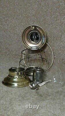 Vintage Ct Ham #3 Bell Bottom Conductor Railroad Lantern (6)