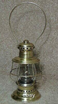 Vintage Ct Ham #3 Bell Bottom Conductor Railroad Lantern (6)