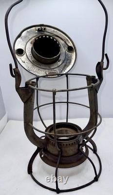 Vintage D. L. & W. Railroad Lantern Dietz Vestal NY Delaware Lackawanna & Western