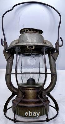 Vintage D. L. & W. Railroad Lantern Dietz Vestal NY Delaware Lackawanna & Western