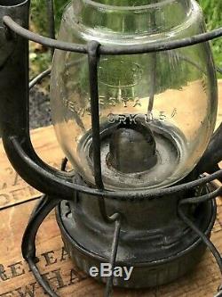 Vintage Delaware Lackawanna & Western Railroad Lantern D. L. & W. R. R. Dietz Vesta