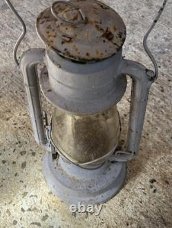 Vintage Dietz No 2 D-Lite Kerosene Railroad Cold Blast Lantern Lamp 15H