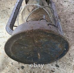 Vintage Dietz No 2 D-Lite Kerosene Railroad Cold Blast Lantern Lamp 15H
