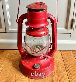 Vintage Dietz Railroad Oil Lantern No 2 D-Lite USA Made NY RED 1944 13H