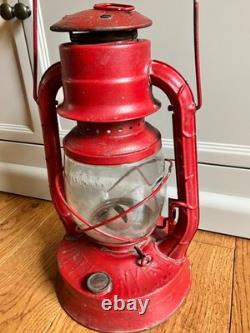 Vintage Dietz Railroad Oil Lantern No 2 D-Lite USA Made NY RED 1944 13H