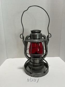 Vintage Dietz Vesta New York Railroad Lamp withembossed red globe