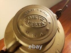 Vintage Dietz Vesta New York Railroad Train Conductor Lantern Lamp D. L & W. R. R