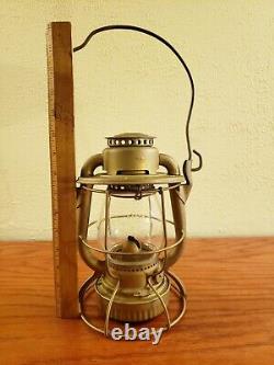 Vintage Dietz Vesta New York Railroad Train Conductor Lantern Lamp D. L & W. R. R