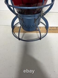 Vintage Dietz Vista P & L E RR Railroad Kerosene Lamp with Red Globe
