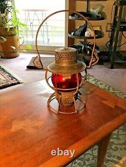 Vintage Dressel N. Y. C. S. Railroad Lantern With Red Embossed Cnx Glass Globe