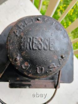 Vintage Dressel Railway Lamp & Signal Co Arlington NJ USA Red Lantern 17.5 Tall