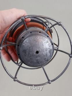 Vintage NORTHERN PACIFIC RAILROAD Lantern N. P. RY. AMBER Globe Adlake Kero CLEAN