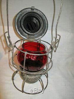 Vintage Norfolk & Western Railroad Lantern N&w Ry Crx Red Globe Armspear 1925