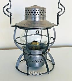 Vintage Northern Pacific NP Railroad Lantern Clear Globe Dressel Arlington NJ