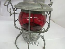 Vintage Penn Central Railroad Adlake Kero Red Lens Lantern M-502