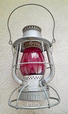 Vintage Railroad Lantern. Dietz Vesta USA N. Y. Patented