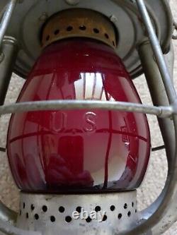 Vintage Railroad Lantern. Dietz Vesta USA N. Y. Patented