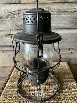 Vintage Railroad/Railway Lantern CNR Tall Globe Lantern