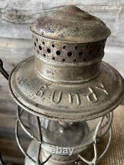 Vintage Railroad/Railway Lantern Fireman Lantern The Bundy Lantern