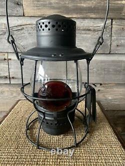 Vintage Railway/Railroad Lantern E. T. Wright & Co