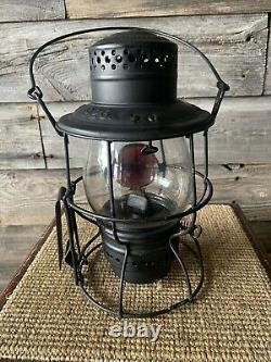 Vintage Railway/Railroad Lantern E. T. Wright & Co