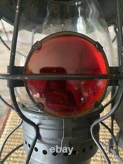 Vintage Railway/Railroad Lantern E. T. Wright & Co