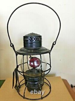 Vintage Railway Railroad Lantern E. T. Wright & Co. Mfrs Hamilton Ont. Pat. 1926