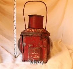 Vintage Railway Railroad Lantern Kerosene Lamp Iron Train Light Oil Lantern Lamp