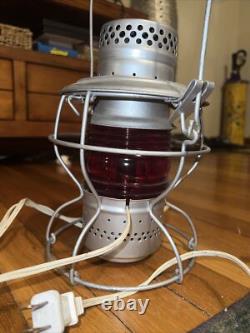 Vintage Red lantern HANDLAN St Louis USA Plug-in railroad train railroadiana