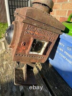 Vintage Retro Cast Iron Railway Lamp Barn Find. Reclamation